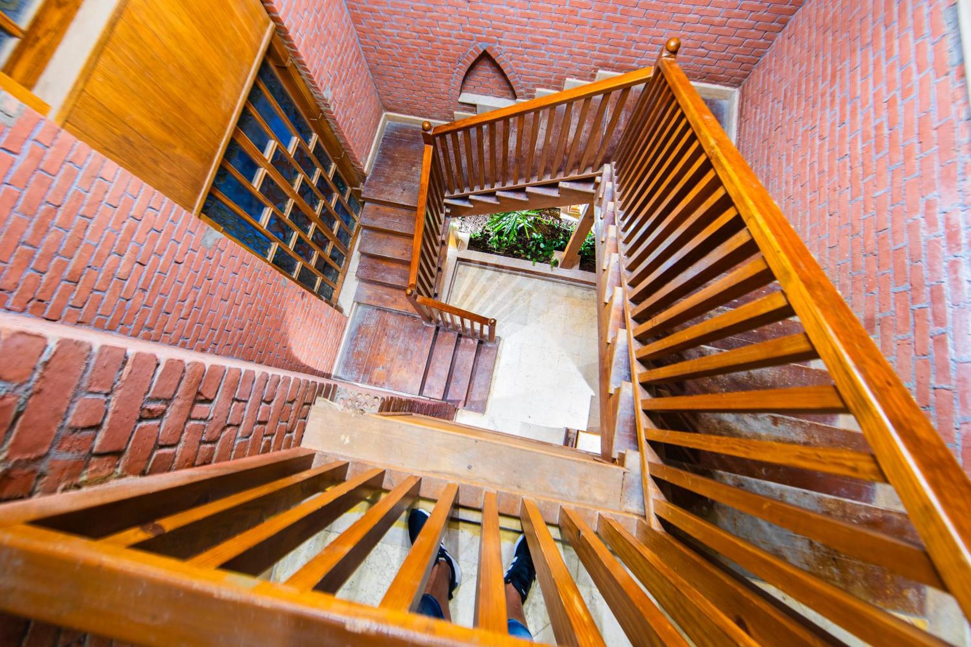 The Grand Hotel Sharm El Sheikh Eksteriør bilde Staircase