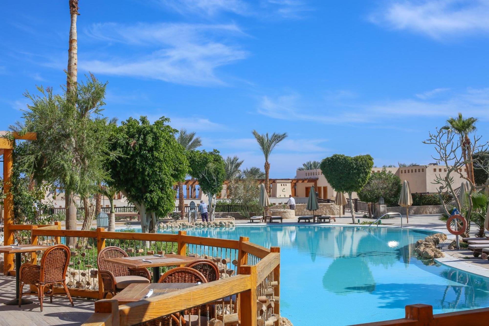 The Grand Hotel Sharm El Sheikh Eksteriør bilde The pool at the resort