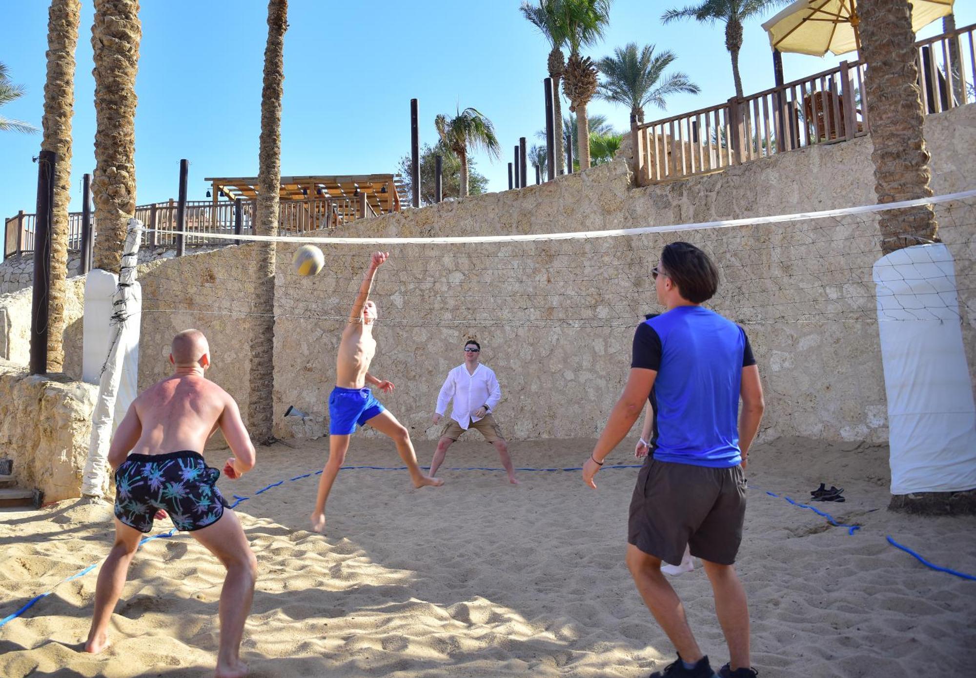 The Grand Hotel Sharm El Sheikh Eksteriør bilde Beach volleyball at the 2018 Mediterranean Games
