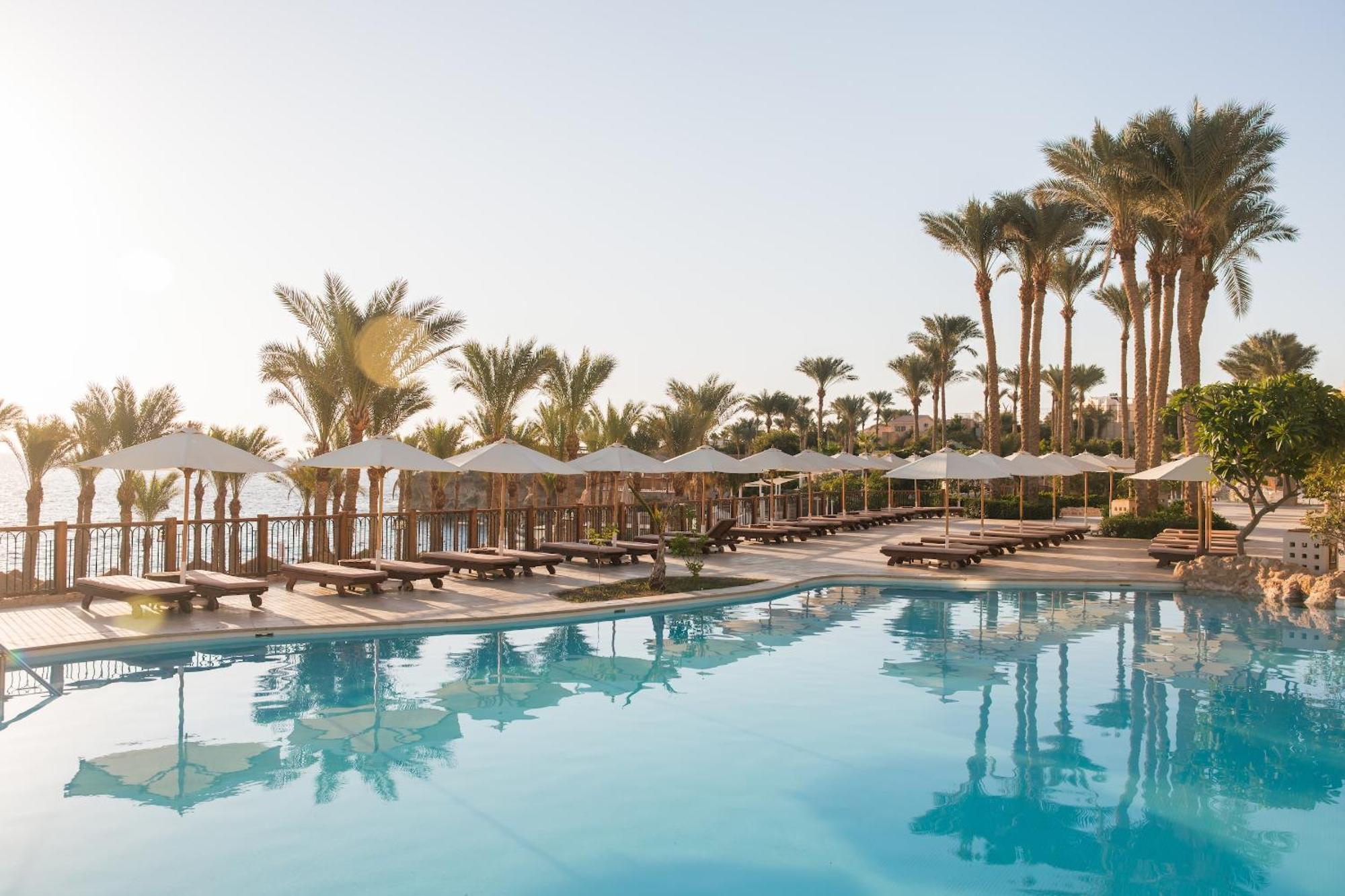 The Grand Hotel Sharm El Sheikh Eksteriør bilde The swimming pool at the Four Seasons Resort